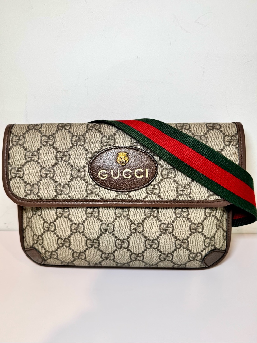 Gucci GG Supreme Monogram Logo Neo Vintage Web Belt Bag in Brown W Strap